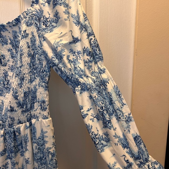 Off-Shoulder Blue & White Toile Maxi Dress - Picture 5 of 7